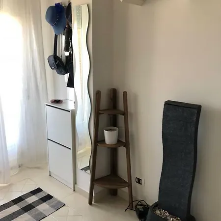 Luxury Apartment *